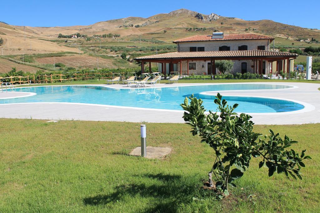 Tenuta Lanza Il Mulino Acquaviva Platani Dış mekan fotoğraf