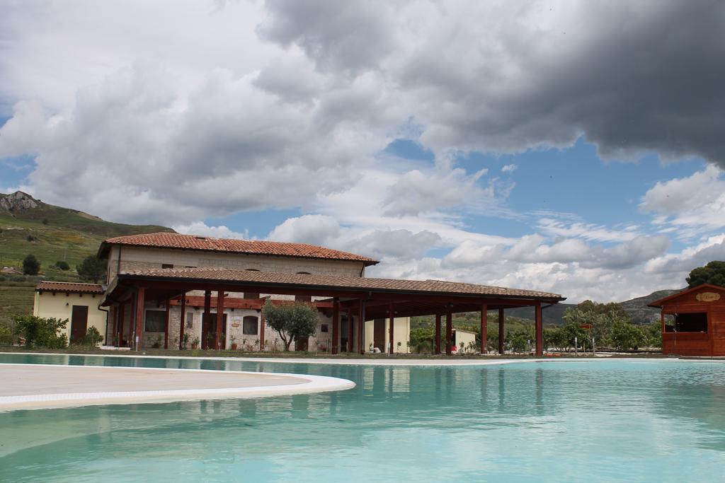 Tenuta Lanza Il Mulino Acquaviva Platani Dış mekan fotoğraf