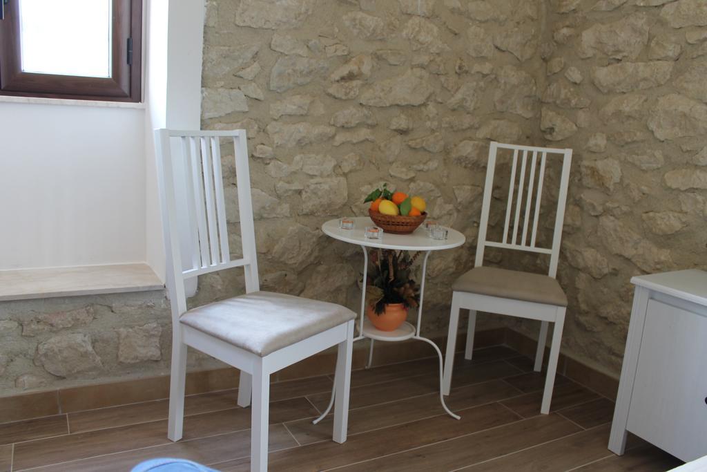 Tenuta Lanza Il Mulino Acquaviva Platani Dış mekan fotoğraf