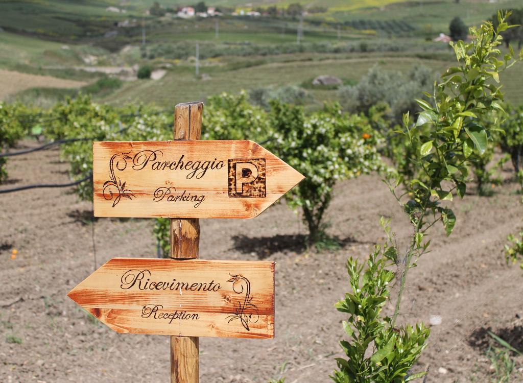 Tenuta Lanza Il Mulino Acquaviva Platani Dış mekan fotoğraf
