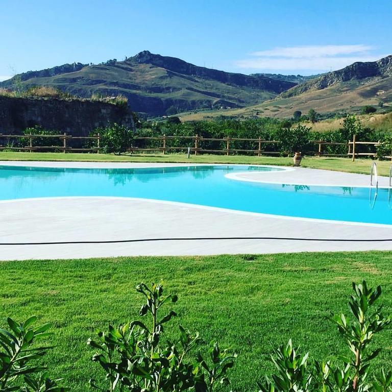 Tenuta Lanza Il Mulino Acquaviva Platani Dış mekan fotoğraf